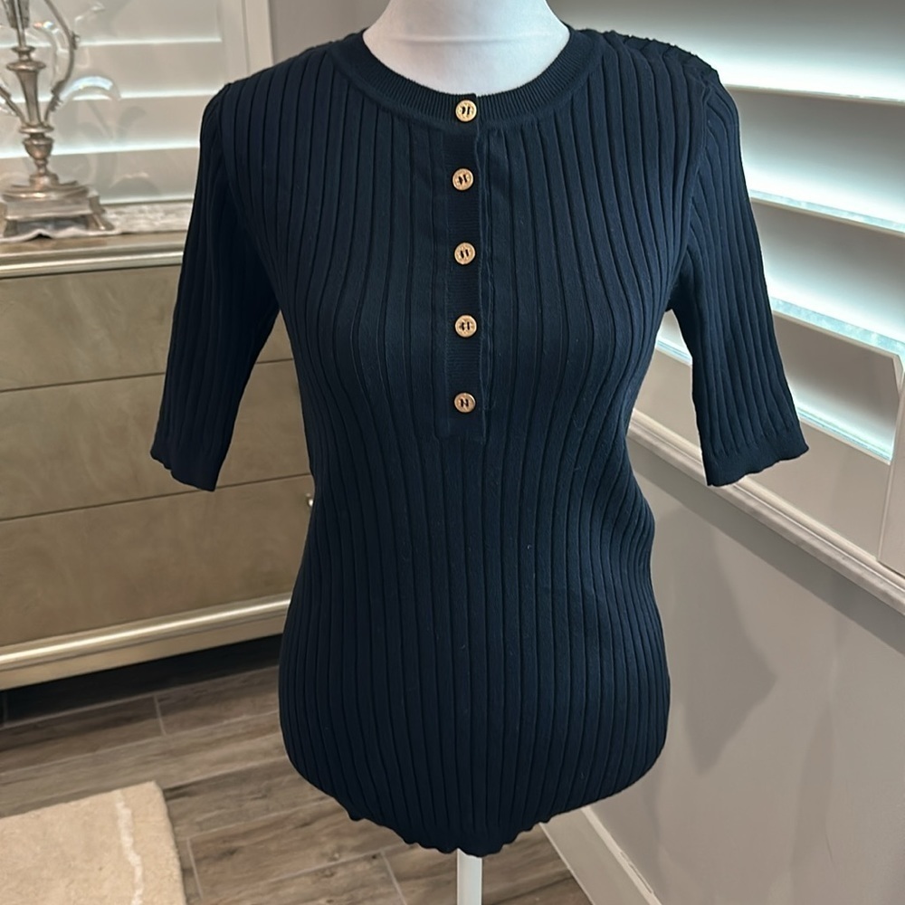 Tory Burch Navy ribbed 1/4 buttoned front;SizeS/P; made in Italy